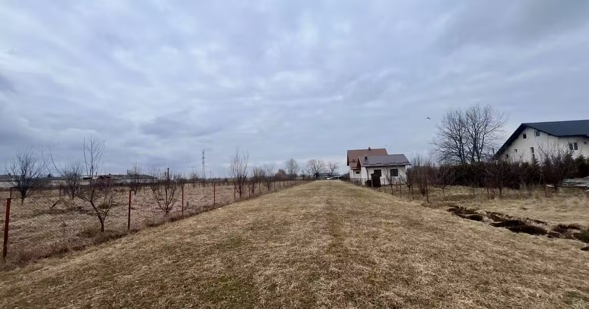 Teren Construcții de vânzare de 2020 mp, în Rădăuți