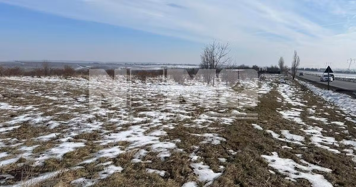 Teren Construcții extravilan de vânzare de 7500 mp, în Fălticeni
