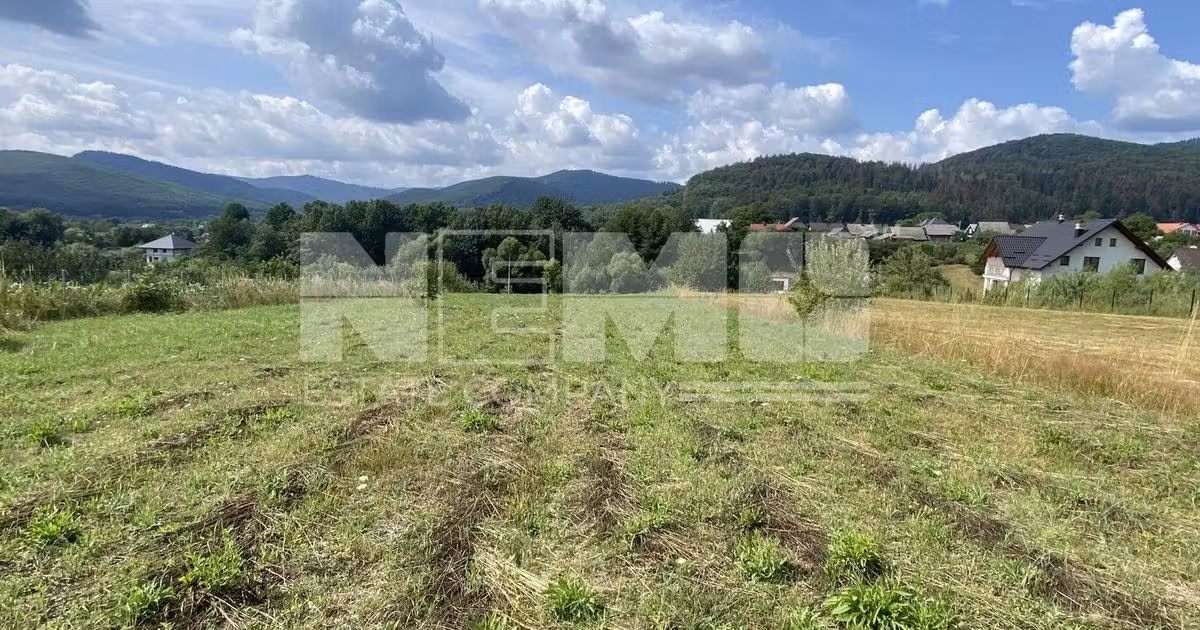 Teren Construcții intravilan de vânzare de 2452 mp, în Voievodeasa