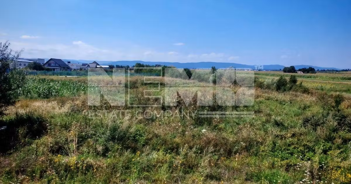 Teren agricol extravilan de vânzare de 1200 mp, în Rădăuți