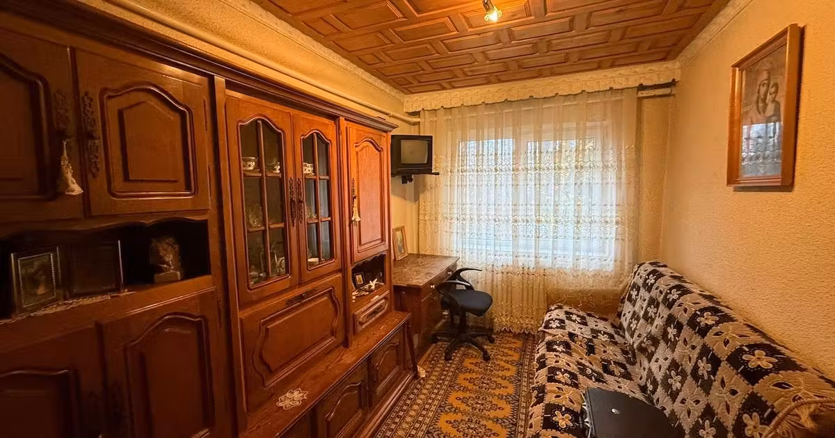 Casă individuală de vânzare cu 4 camere, mobilată în Rădăuți