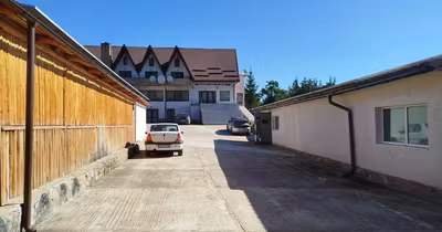 Casă Sărișor