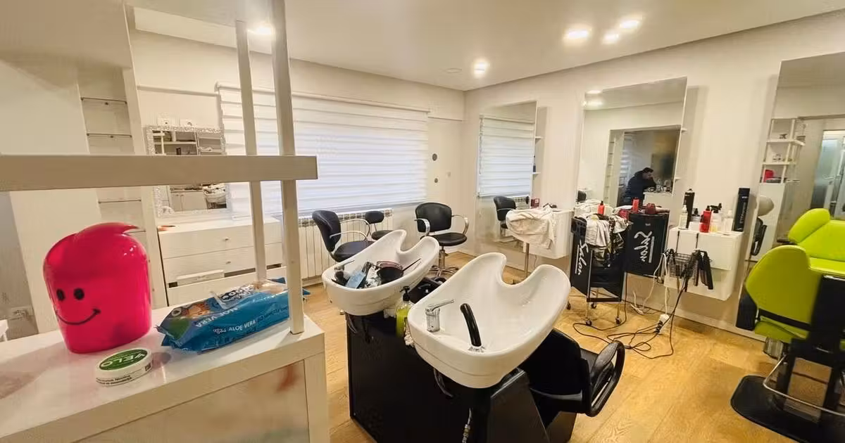 Spațiu comercial de vânzare de 54 mp, în zona George Enescu, Suceava