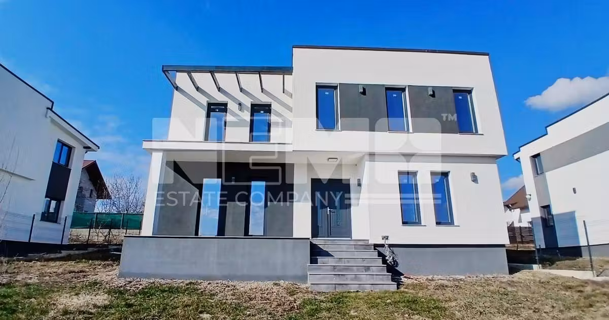 Casă individuală de vânzare cu 4 camere în Moara