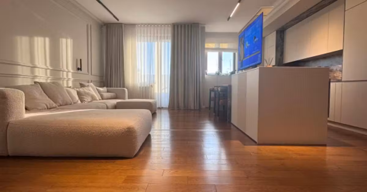 Apartament de vânzare cu 3 camere, mobilat în zona 13 Septembrie, Sector 5