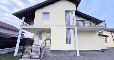 Casă Schei