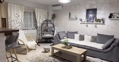 Apartament Tolstoi