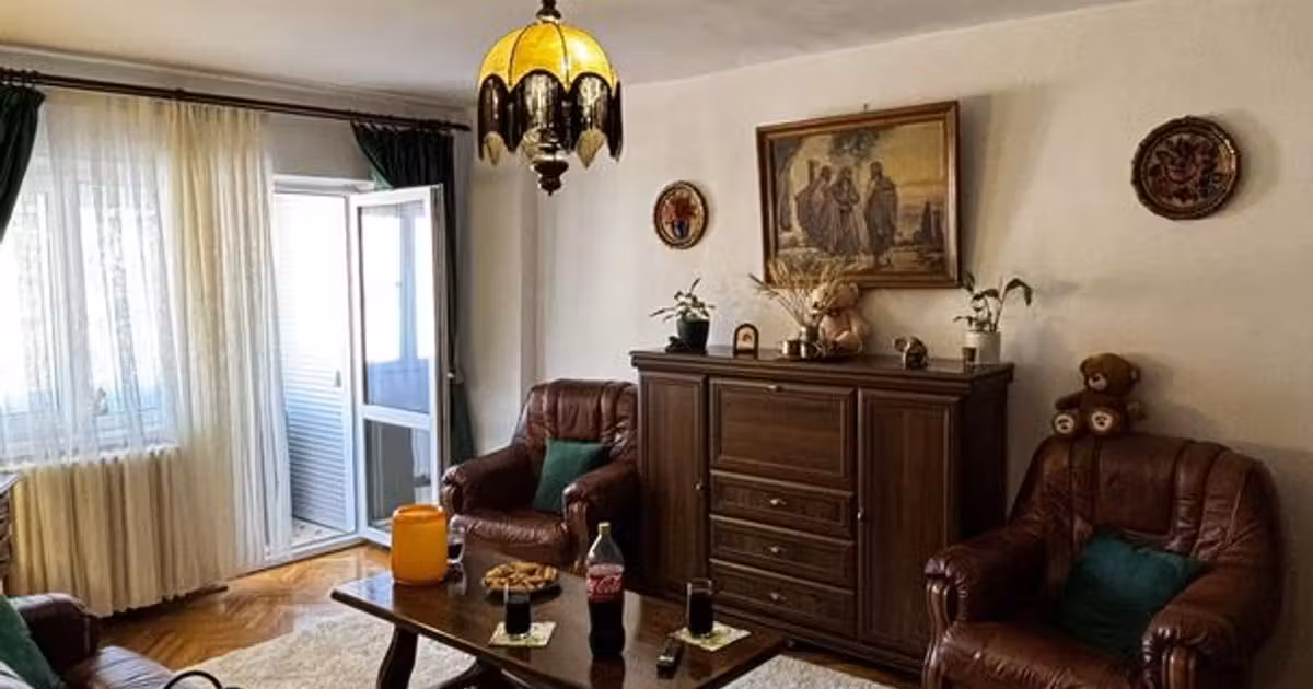 Apartament de vânzare cu 3 camere, mobilat în zona Cetate, Alba Iulia