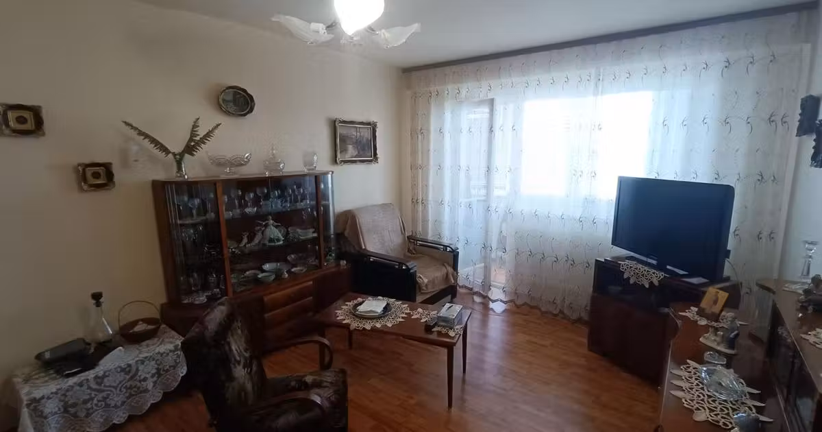 Apartament de vânzare cu 3 camere, mobilat în zona Cetate, Alba Iulia