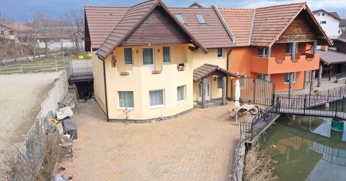 Casă individuală de vânzare cu 4 camere, mobilată în zona Micești, Alba Iulia