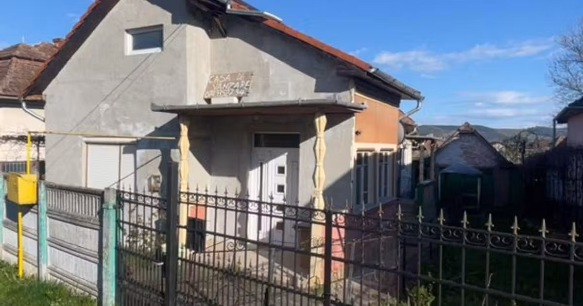 Casă individuală de vânzare cu 3 camere în Unirea