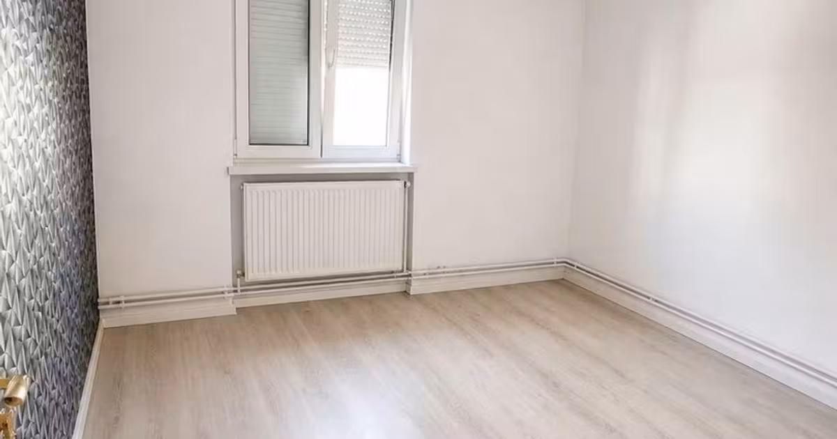 Apartament de vânzare cu 3 camere în Sebeș