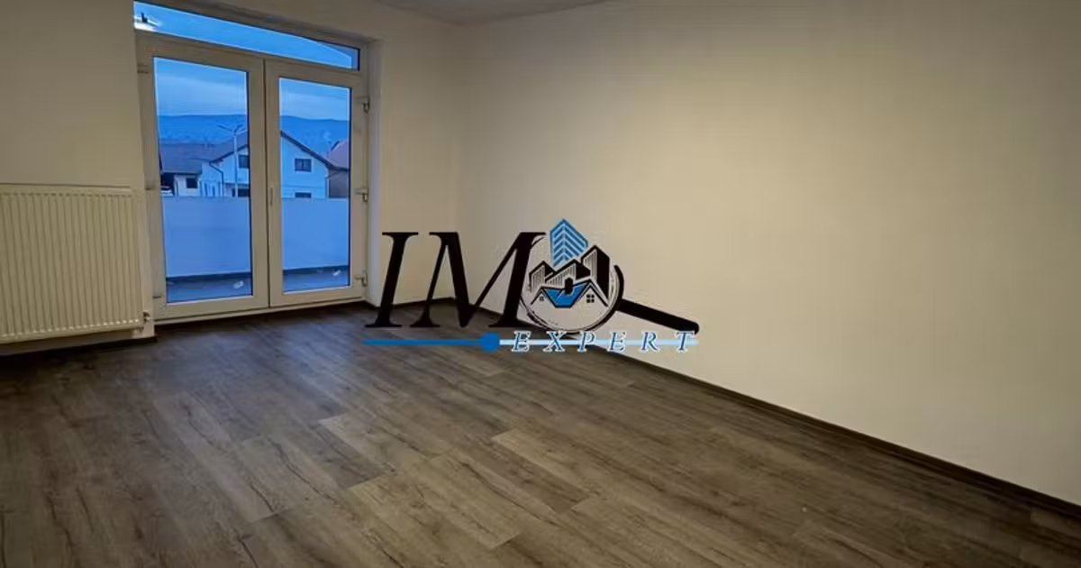 Apartament de vânzare cu 3 camere în Sebeș