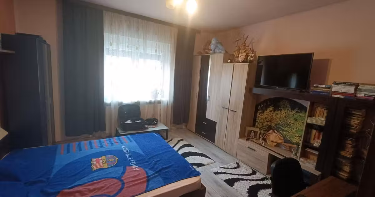 Casă individuală de vânzare cu 4 camere, mobilată în Sebeș