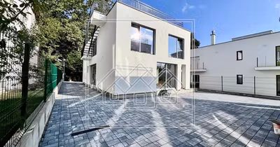 Casă Hipodrom