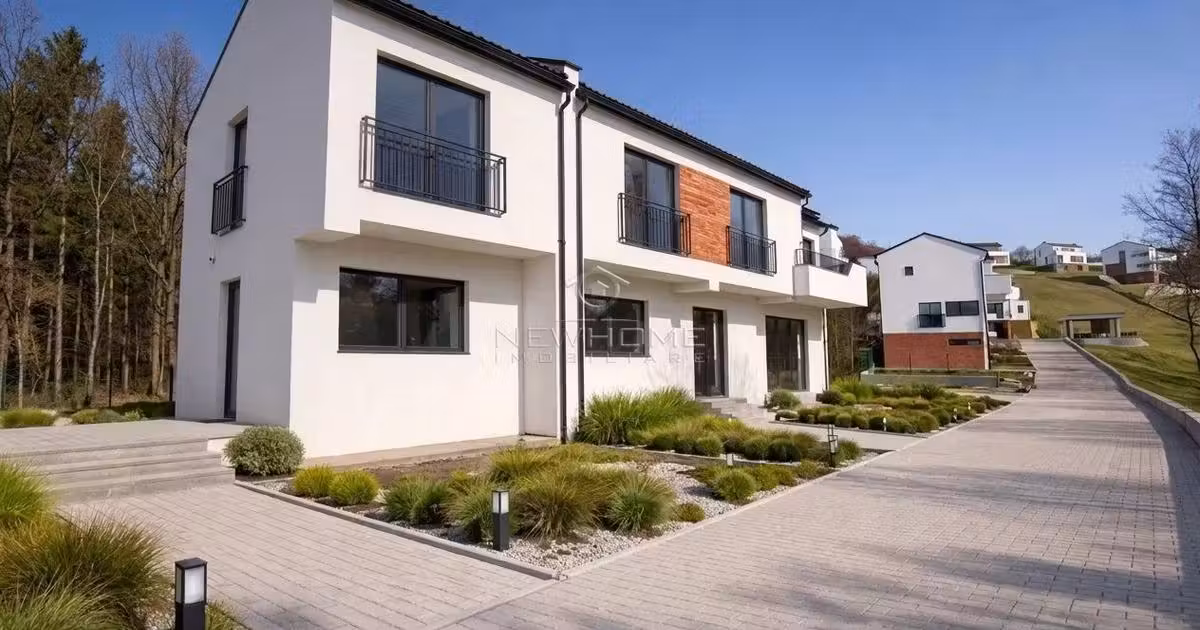 Casă individuală de vânzare cu 4 camere în Chinteni