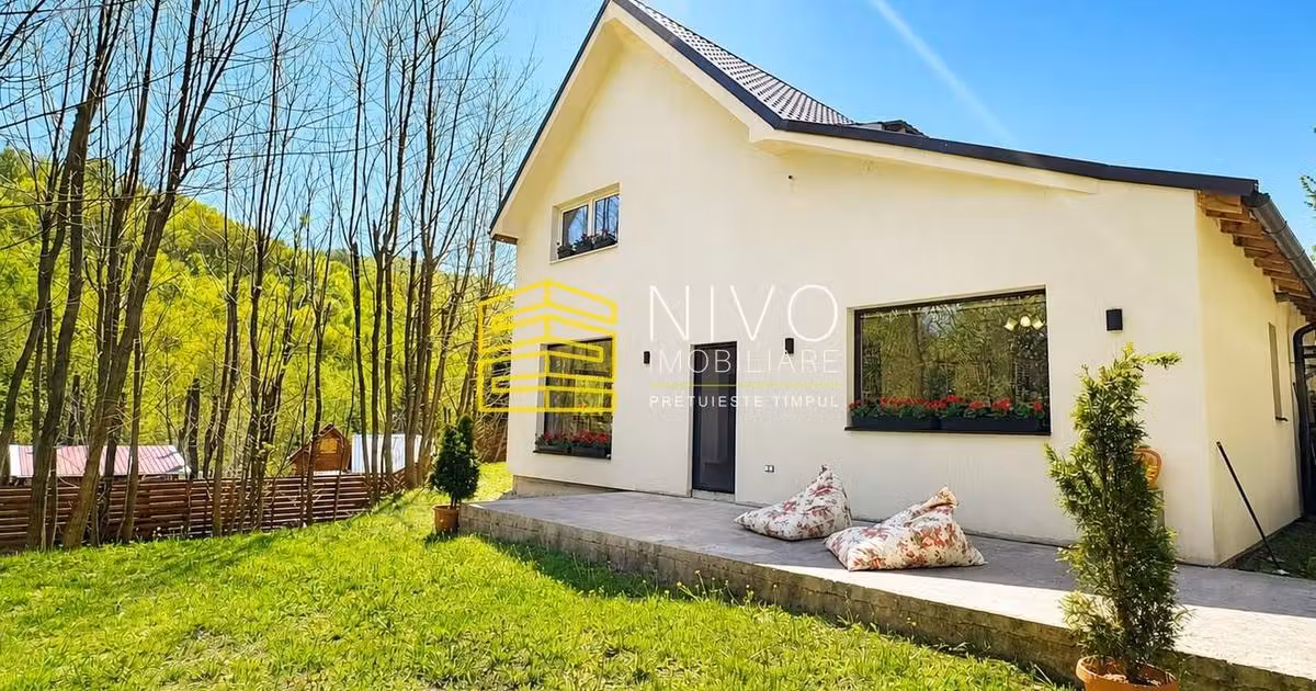 Casă individuală de vânzare cu 5 camere, mobilată în Praid