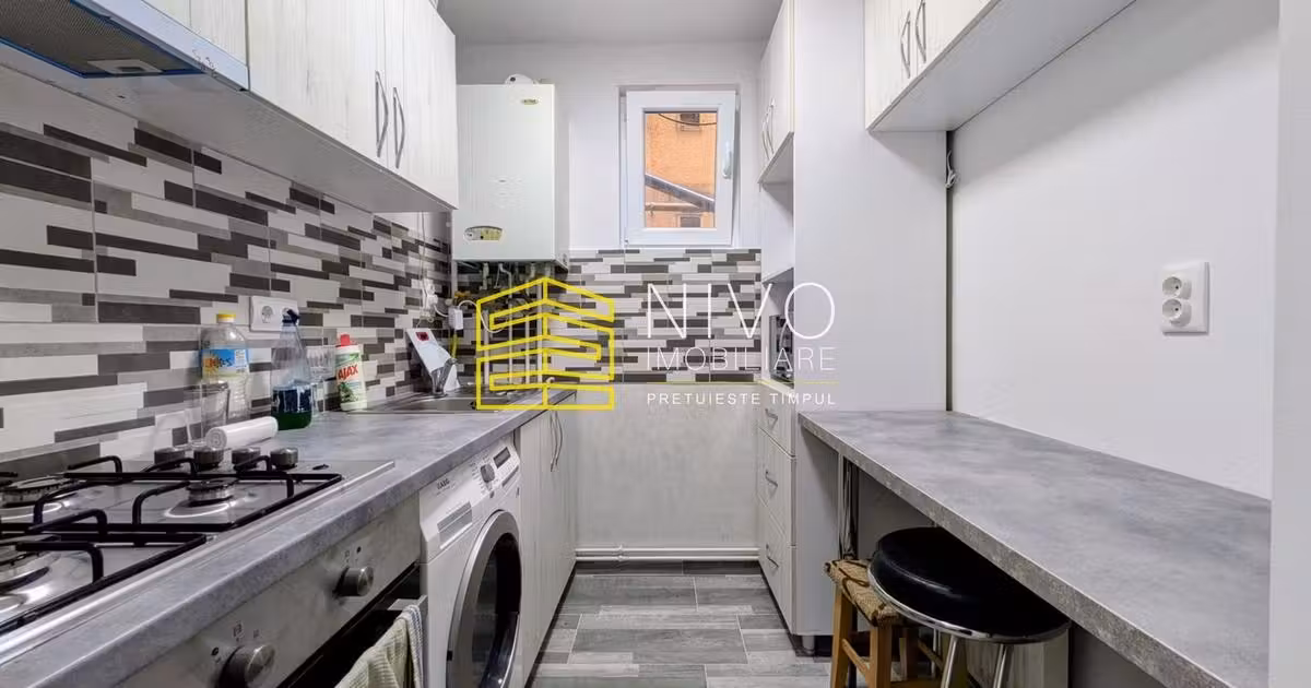 Apartament de vânzare cu 2 camere, mobilat în zona Libertății, Târgu Mureș