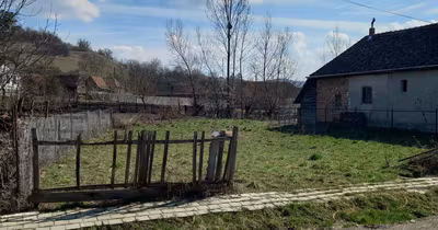 Teren Troița