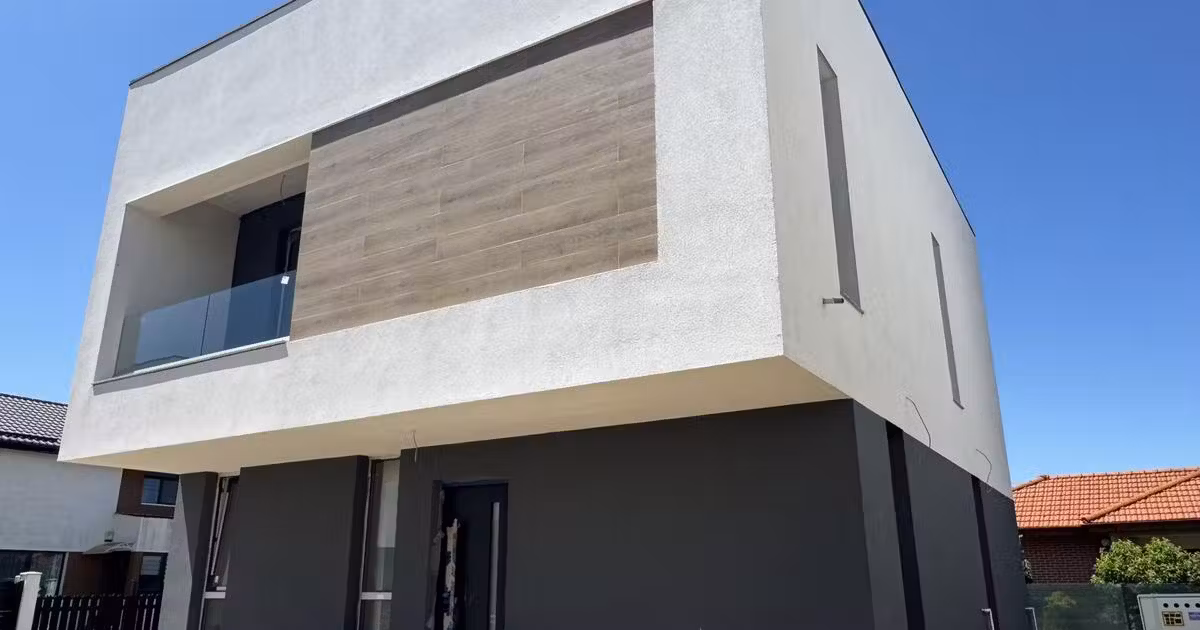 Casă individuală de vânzare cu 4 camere în Tunari