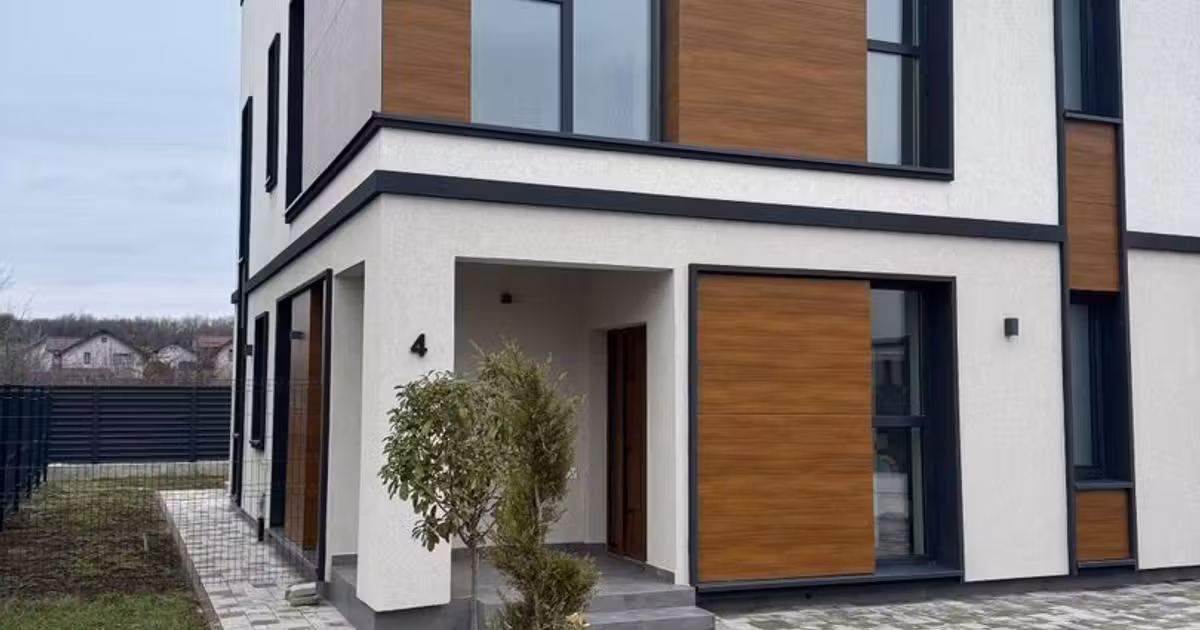 Casă individuală de vânzare cu 5 camere în Tunari