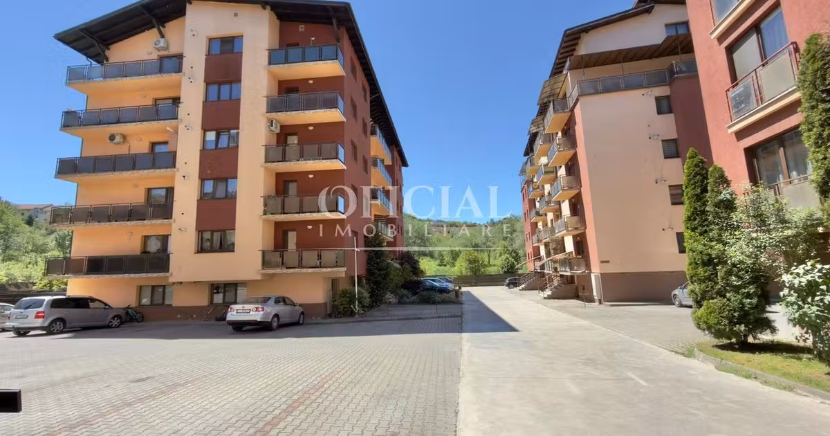 Apartament de vânzare cu 3 camere, mobilat în Florești
