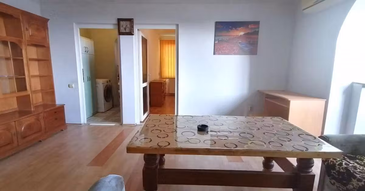 Apartament de vânzare cu 3 camere, mobilat în zona Terezian, Sibiu