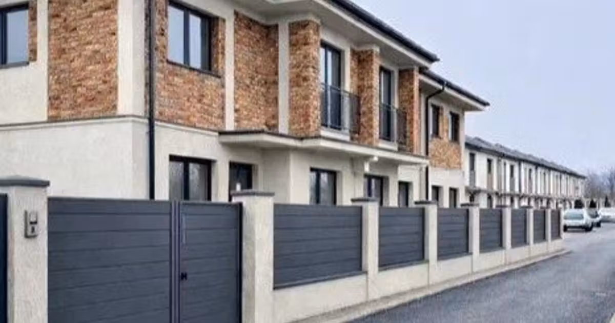 Casă individuală de vânzare cu 4 camere în Șelimbăr