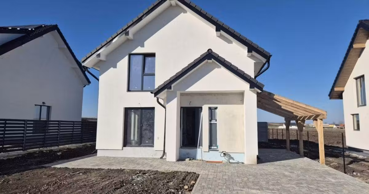 Casă individuală de vânzare cu 5 camere în Șura Mică
