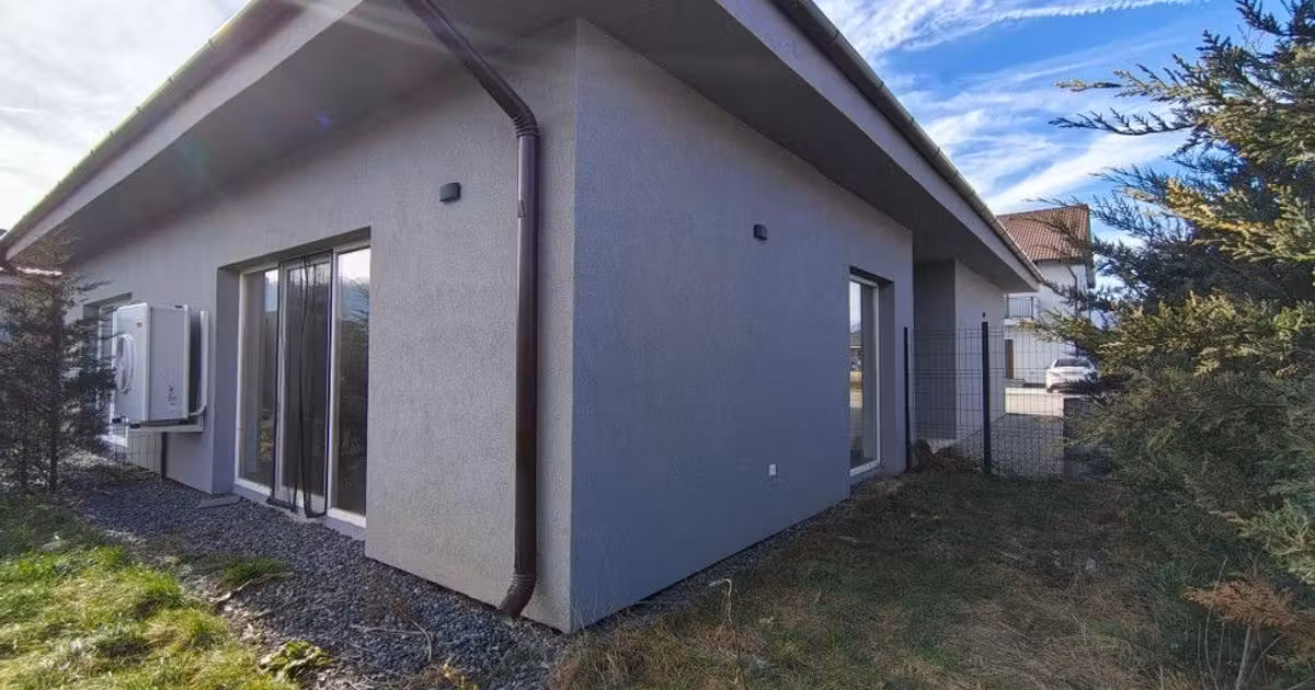 Casă individuală de vânzare cu 3 camere, mobilată în Tălmaciu