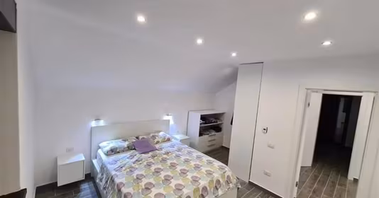 Casă Periferie