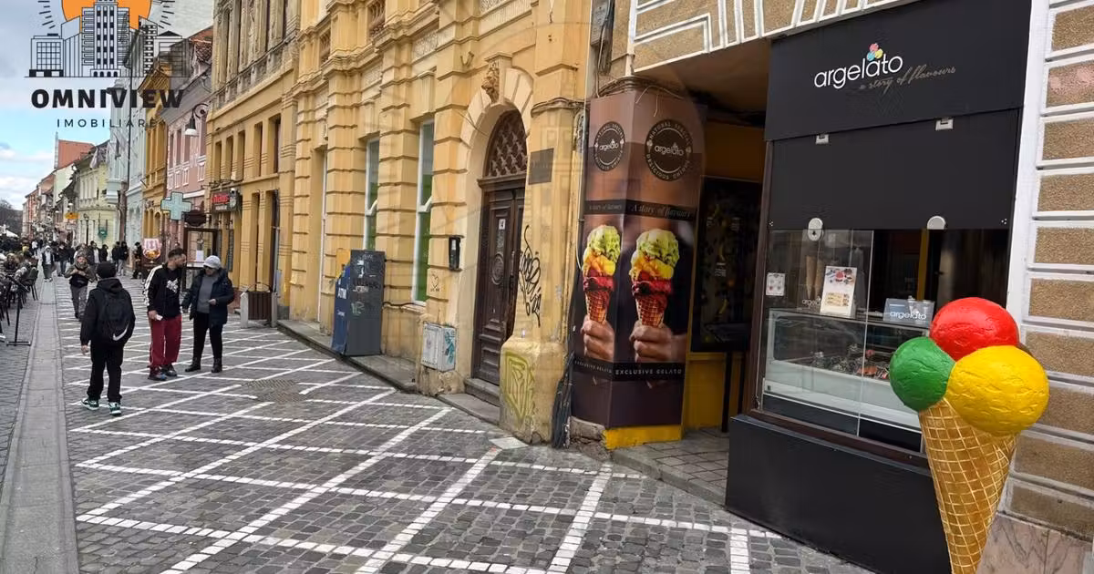 Apartament de vânzare cu 3 camere, mobilat în zona Centrul Istoric, Brașov