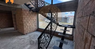 Casă Tractorul