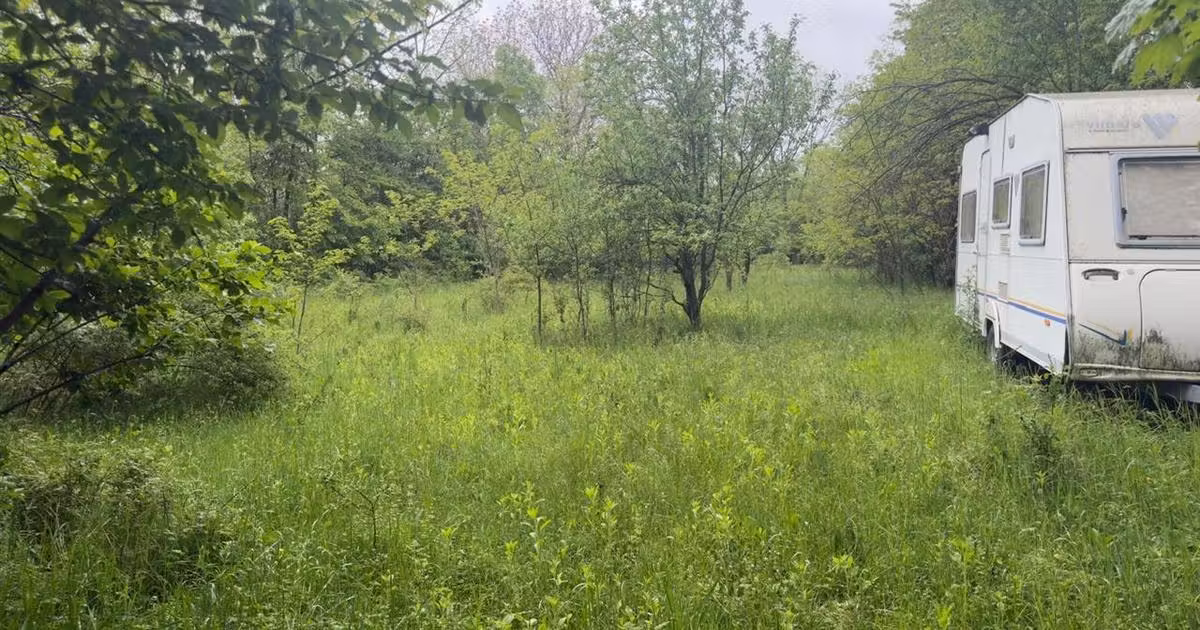 Teren Construcții intravilan de vânzare de 1585 mp, în Cornu