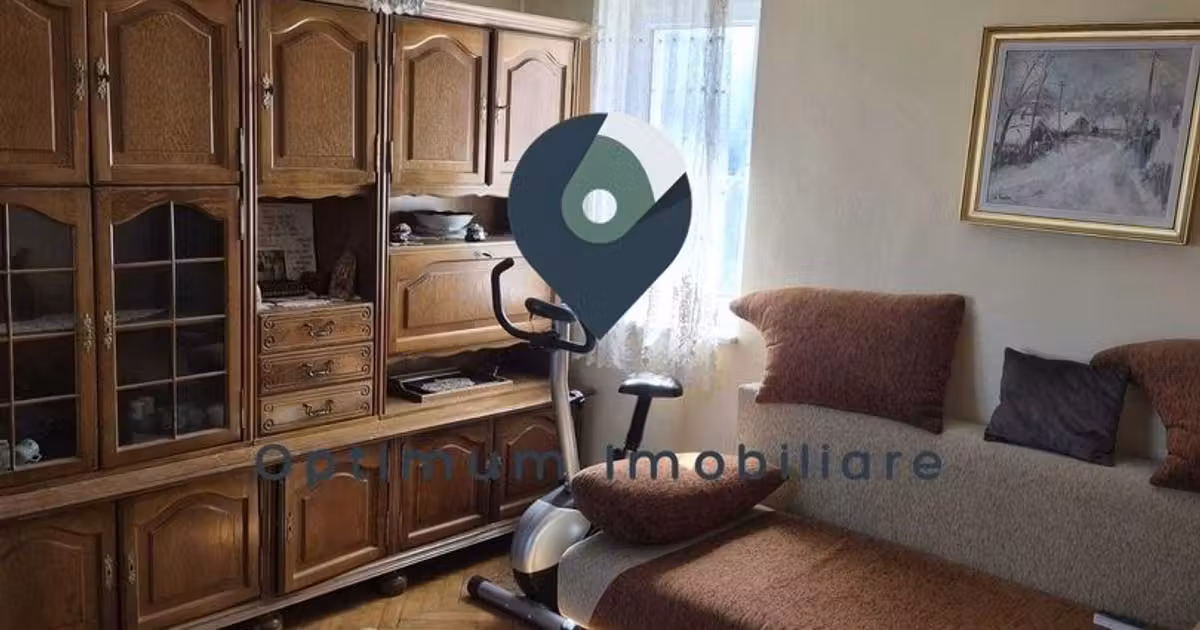 Apartament de vânzare cu 3 camere în zona Mănăștur, Cluj-Napoca