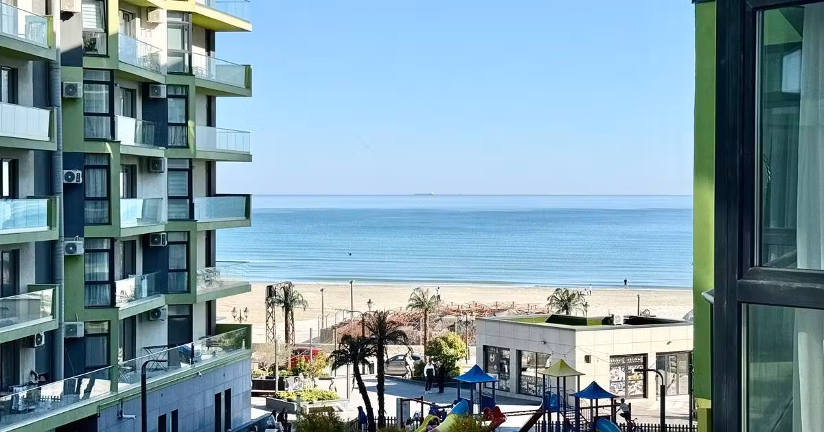 Apartament de vânzare cu 2 camere, mobilat în Mamaia