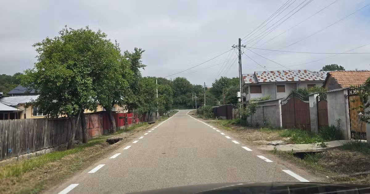 Casă individuală de vânzare cu 3 camere în Irești