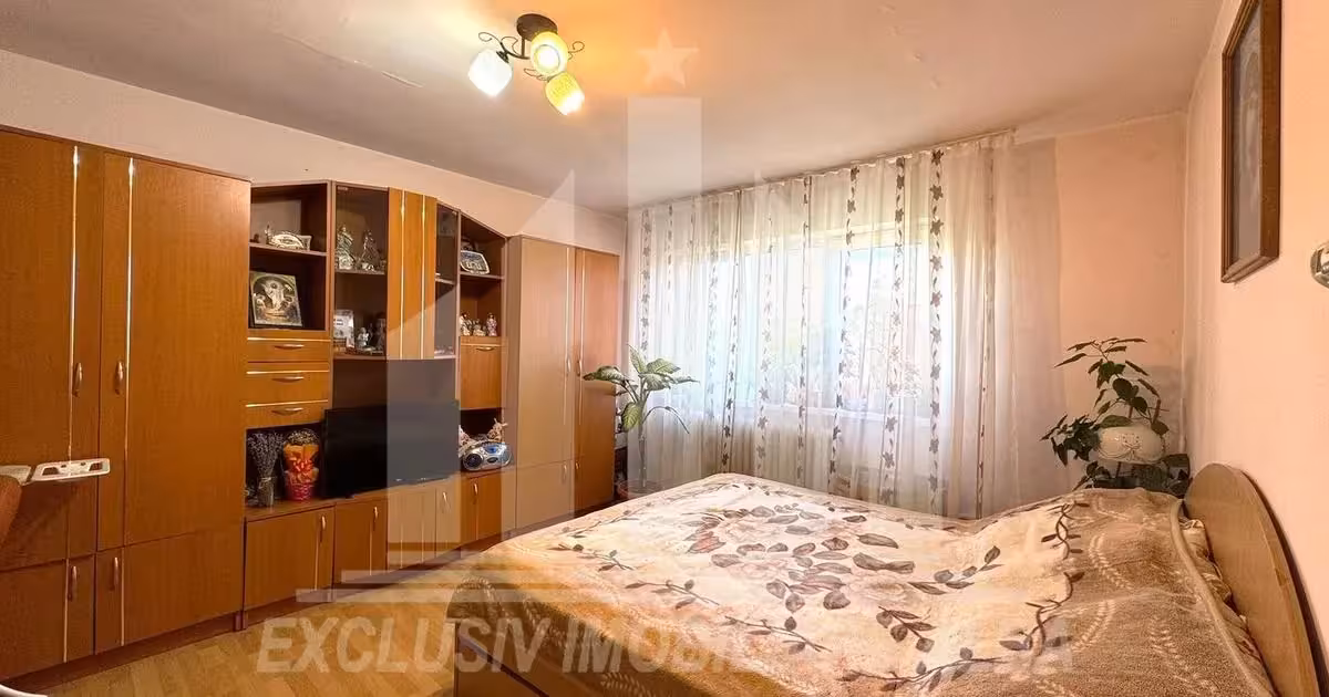 Apartament de vânzare cu 2 camere, mobilat în zona Cetate, Alba Iulia
