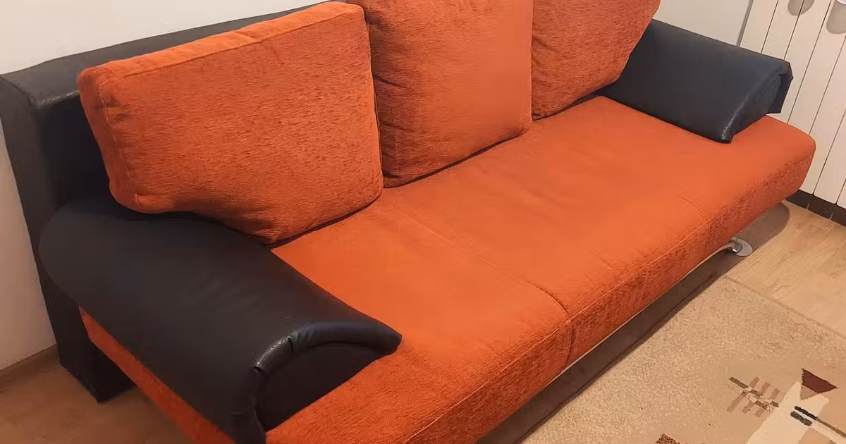 Apartament de vânzare cu 4 camere în zona Sălăjan, Sector 3