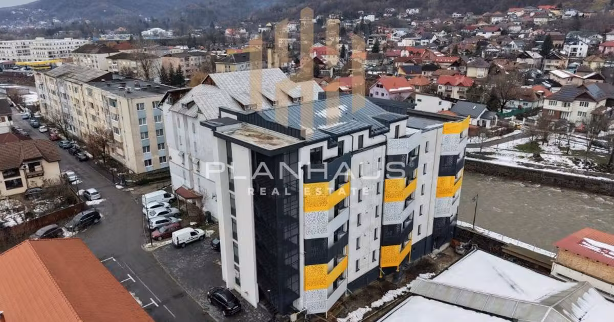 Apartament de vânzare cu 3 camere în zona Orașul Vechi, Baia Mare