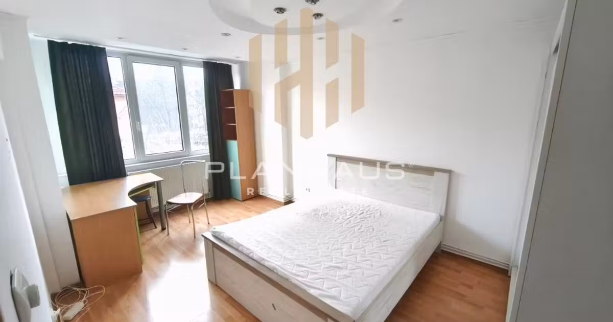 Apartament de vânzare cu 2 camere, mobilat în zona Central, Baia Mare