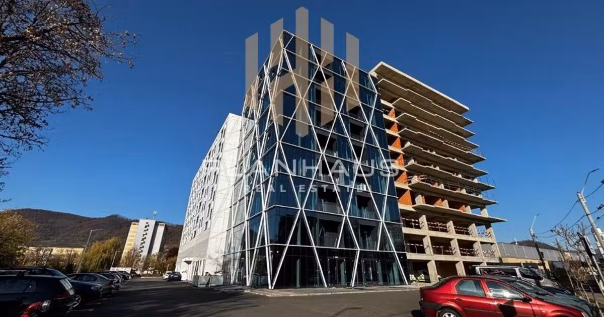 Apartament de vânzare cu 3 camere în zona Central, Baia Mare
