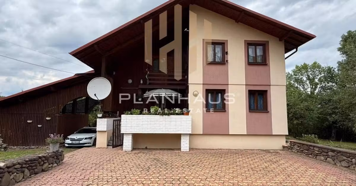 Casă de vânzare cu 4 camere în Copalnic-Mănăștur