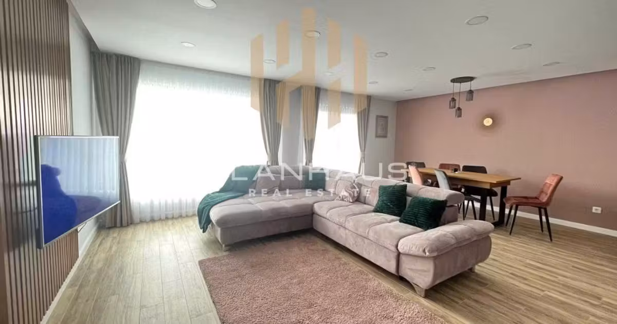 Casă de vânzare cu 5 camere în Ocoliș