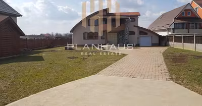 Casă Lăpușel