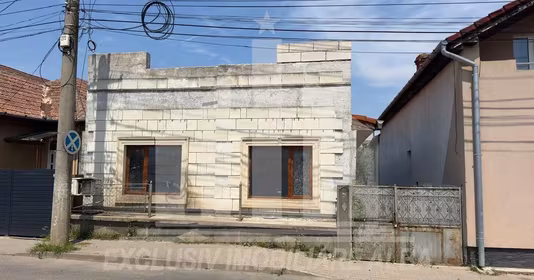Casă Lipoveni