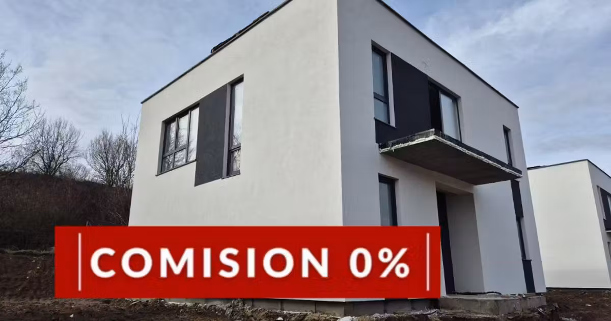 Casă individuală de vânzare cu 4 camere în Luna de Sus