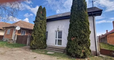 Casă Ernei