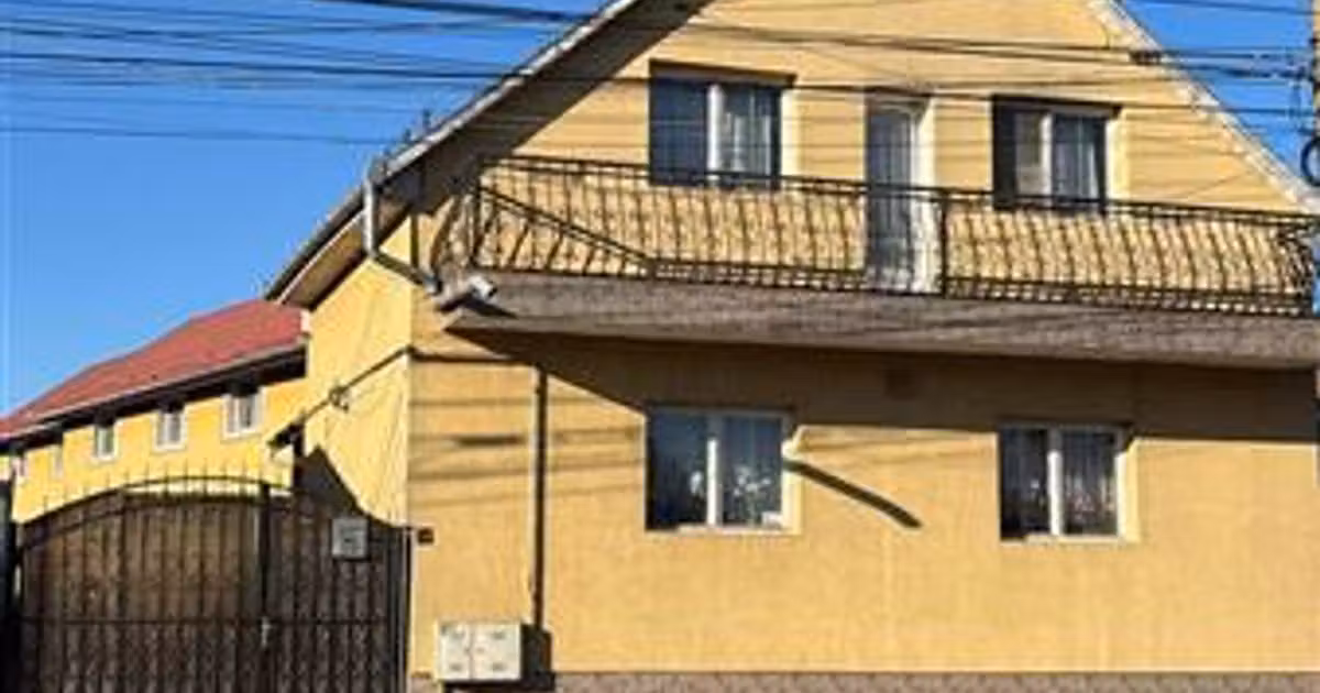 Spațiu comercial de vânzare de 450 mp, în zona Unirii, Târgu Mureș