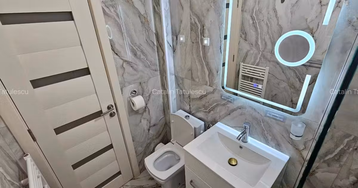 Apartament de vânzare cu 2 camere în zona Central, Buzău